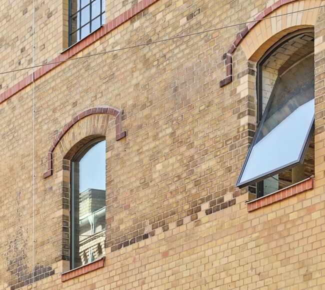 Schwing Fenster für historische Ziegel Gebäude oder Lofts Wohnungen